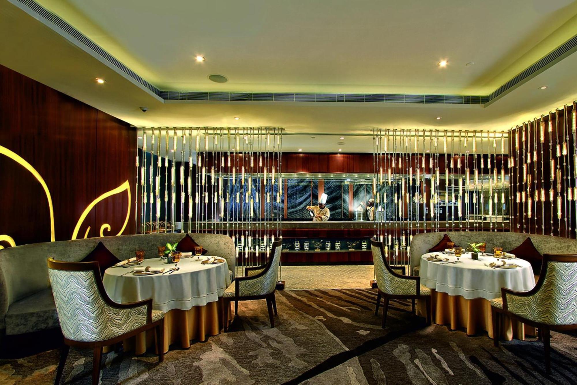 Itc Grand Chola, A Luxury Collection Hotel, Τσενάι Εξωτερικό φωτογραφία The interior of the restaurant