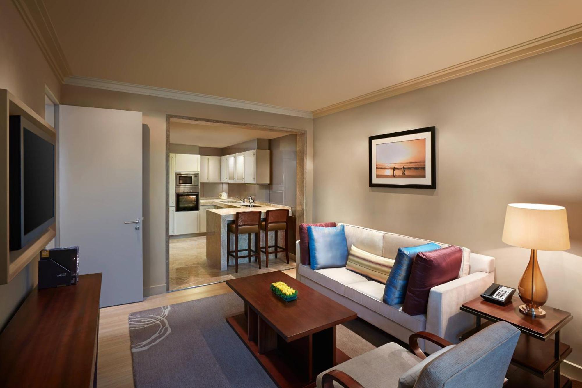 Itc Grand Chola, A Luxury Collection Hotel, Τσενάι Εξωτερικό φωτογραφία A living room at a Hilton Grand Vacations Club resort