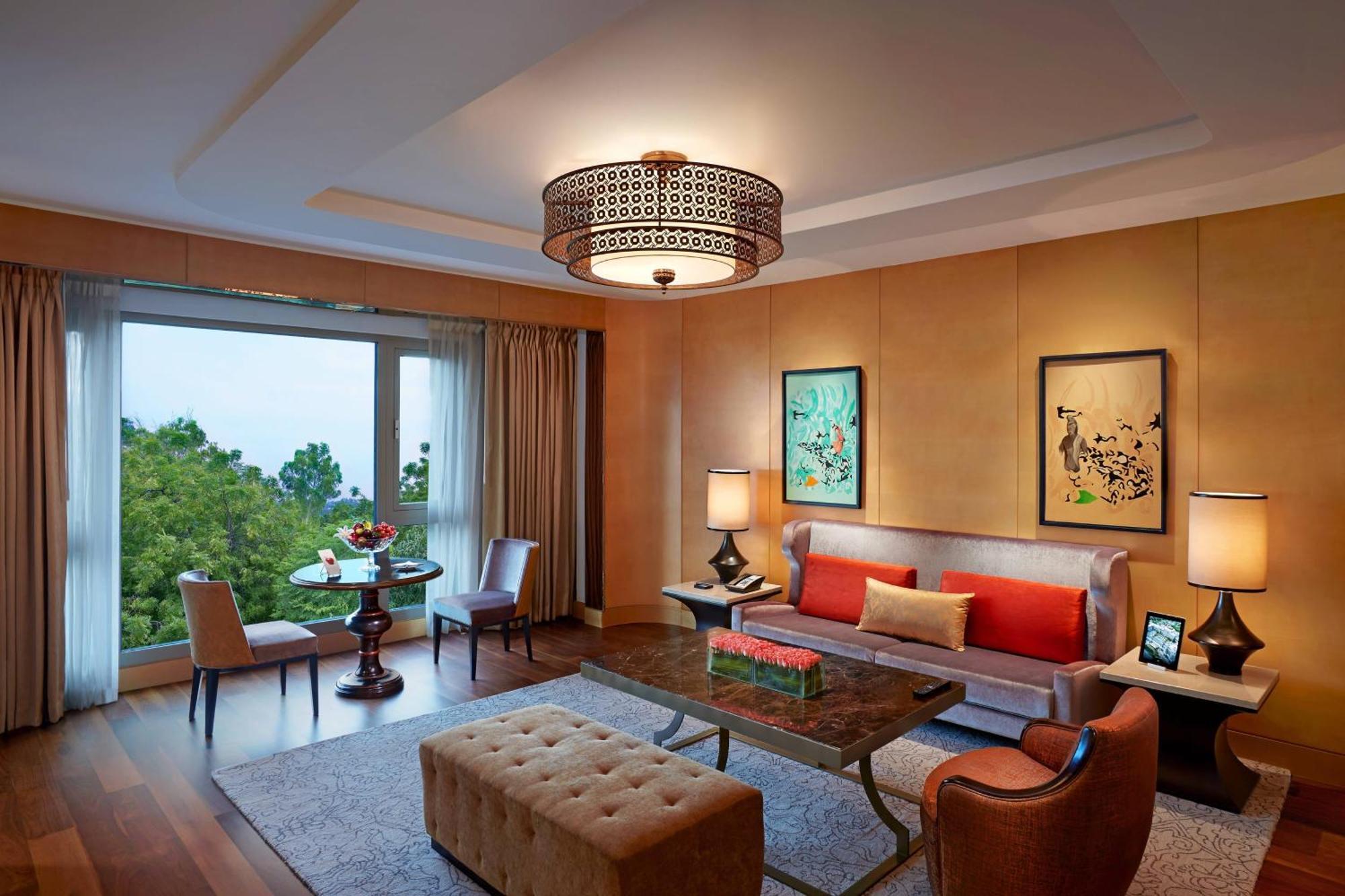 Itc Grand Chola, A Luxury Collection Hotel, Τσενάι Εξωτερικό φωτογραφία A suite at the hotel