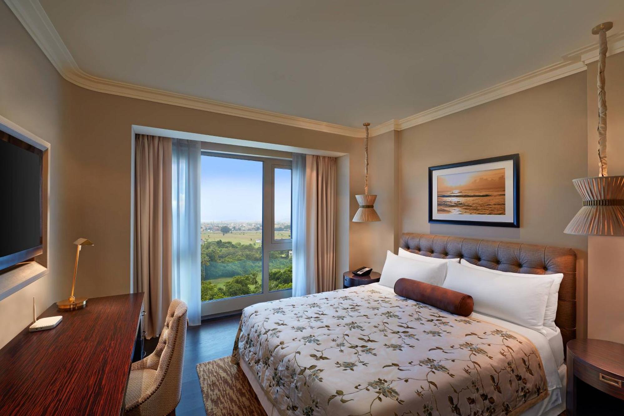 Itc Grand Chola, A Luxury Collection Hotel, Τσενάι Εξωτερικό φωτογραφία A bedroom at the Ritz-Carlton, Laguna Niguel