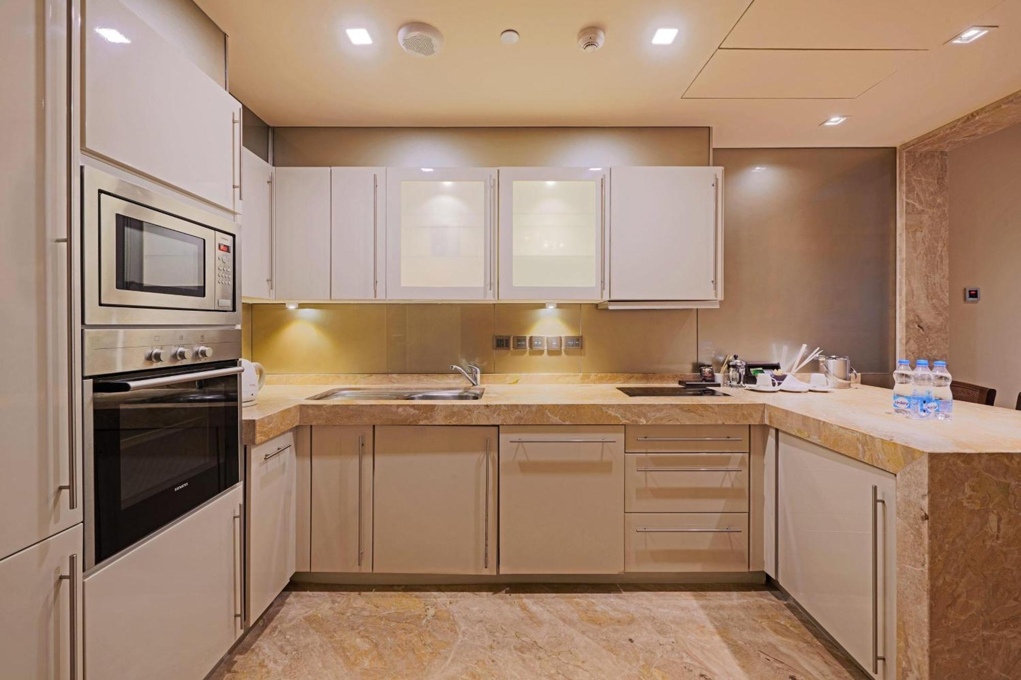 Itc Grand Chola, A Luxury Collection Hotel, Τσενάι Εξωτερικό φωτογραφία A modern kitchen